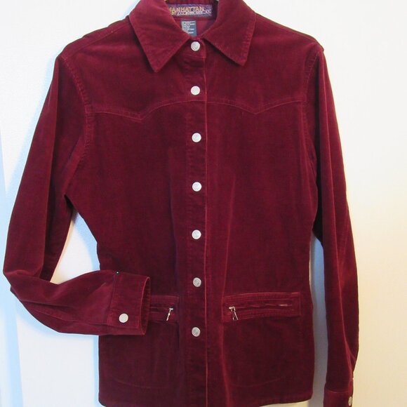 Manhattan Collection burgundy corduroy button-up shirt jacket. Size 7 - Picture 3 of 8